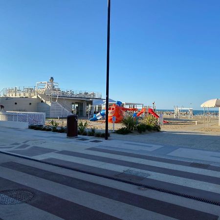 Casa Vicino Al Mare Villa Римини Екстериор снимка